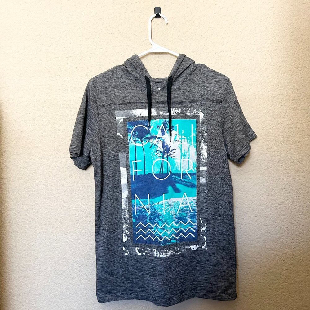 Fifth Sun Hooded T-Shirt, Mens, Size M